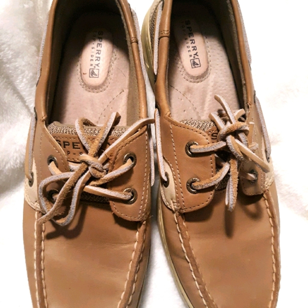 Sperry's classic Bluefish style. 